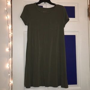 Hunter green t shirt dress